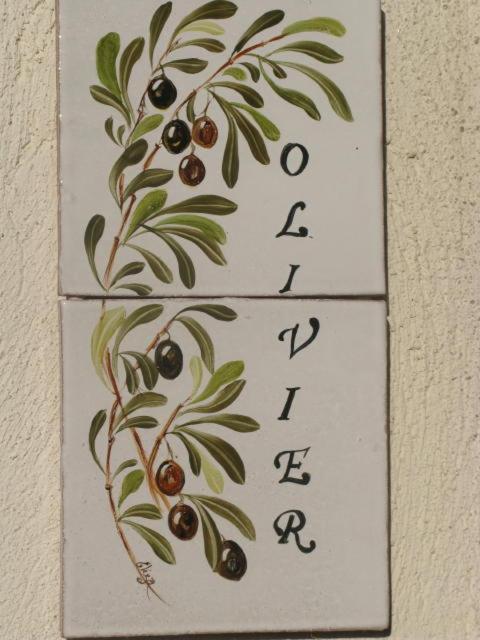 L'Oustaou B&B Piscine & Spa Besse-sur-Issole Bagian luar foto