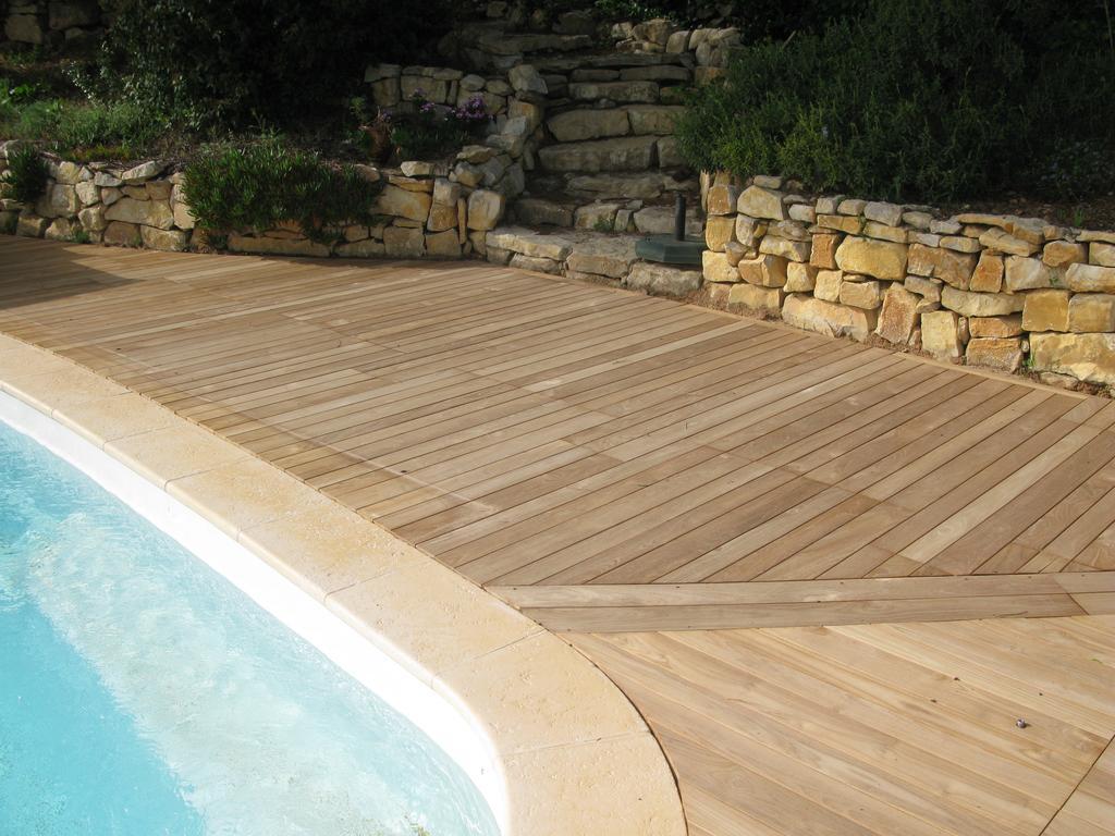 L'Oustaou B&B Piscine & Spa Besse-sur-Issole Bagian luar foto